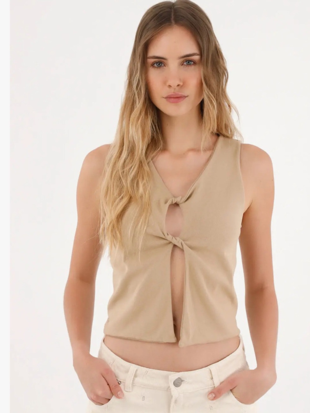 Cotton Twist-Keyhole Sleeveless Tank Top in Taupe